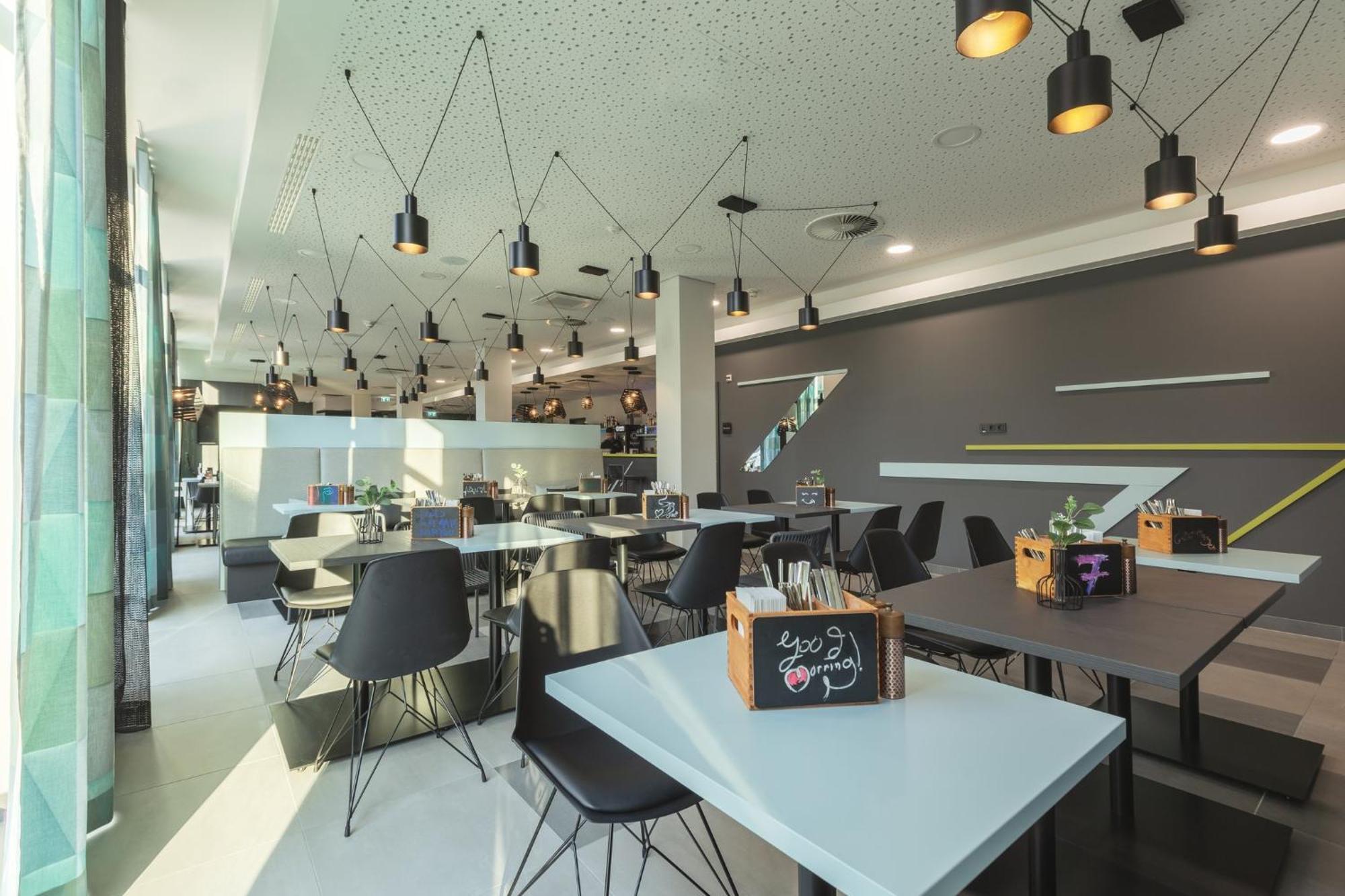 Holiday Inn - The Niu, Seven Dusseldorf Ost By Ihg Esterno foto